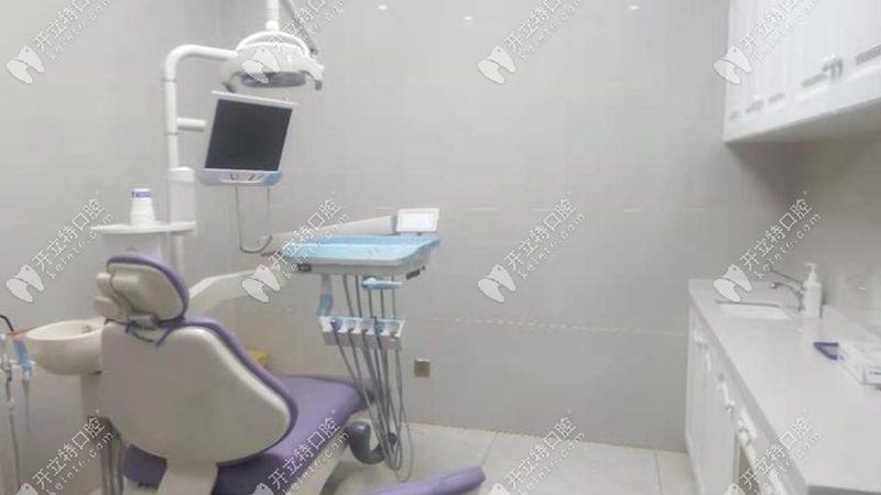 广州烤瓷牙定制，如何选择优质厂家？**
